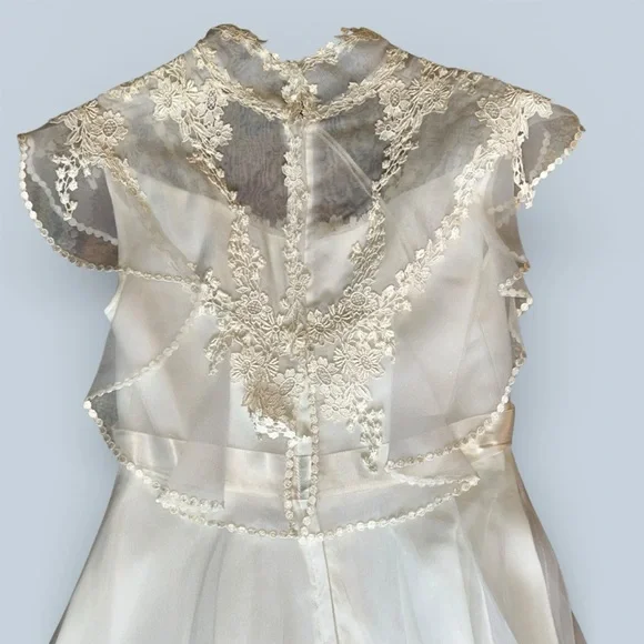 Vintage 1970s Romantic Empire Waist Union Made  White Wedding Gown Size 12 Boho - Picture 5 of 16